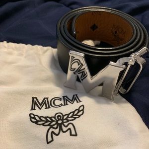 Men’s MCM reversible belt